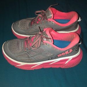 Hoka one one women’s clifton 2